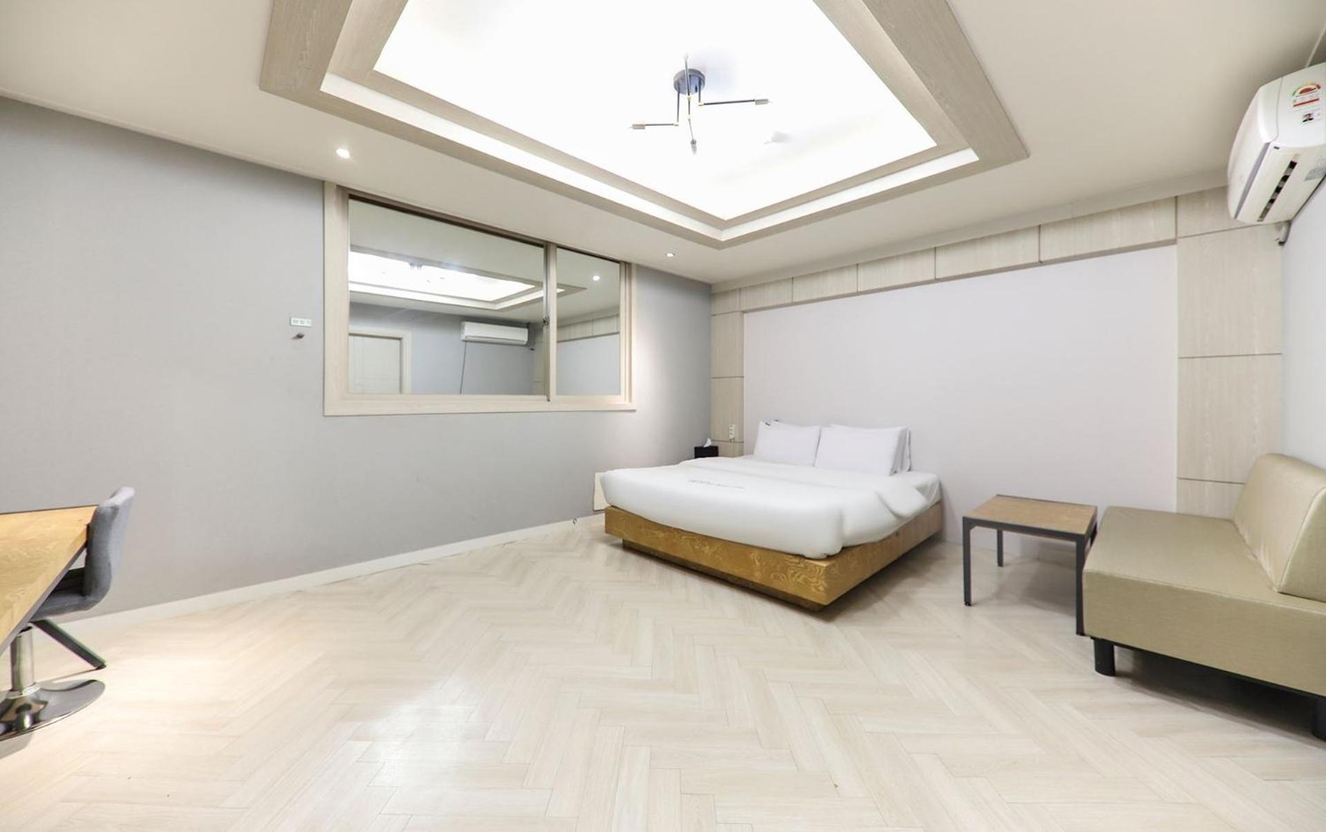 Eco Hotel Mokpo Esterno foto