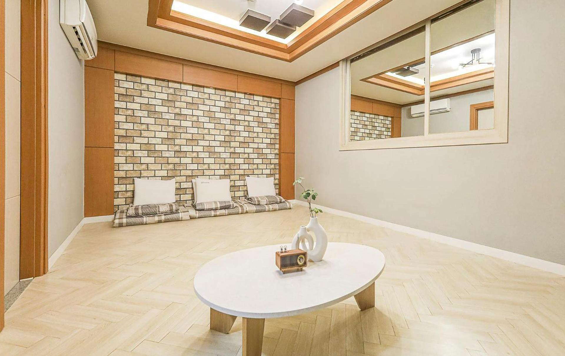 Eco Hotel Mokpo Esterno foto