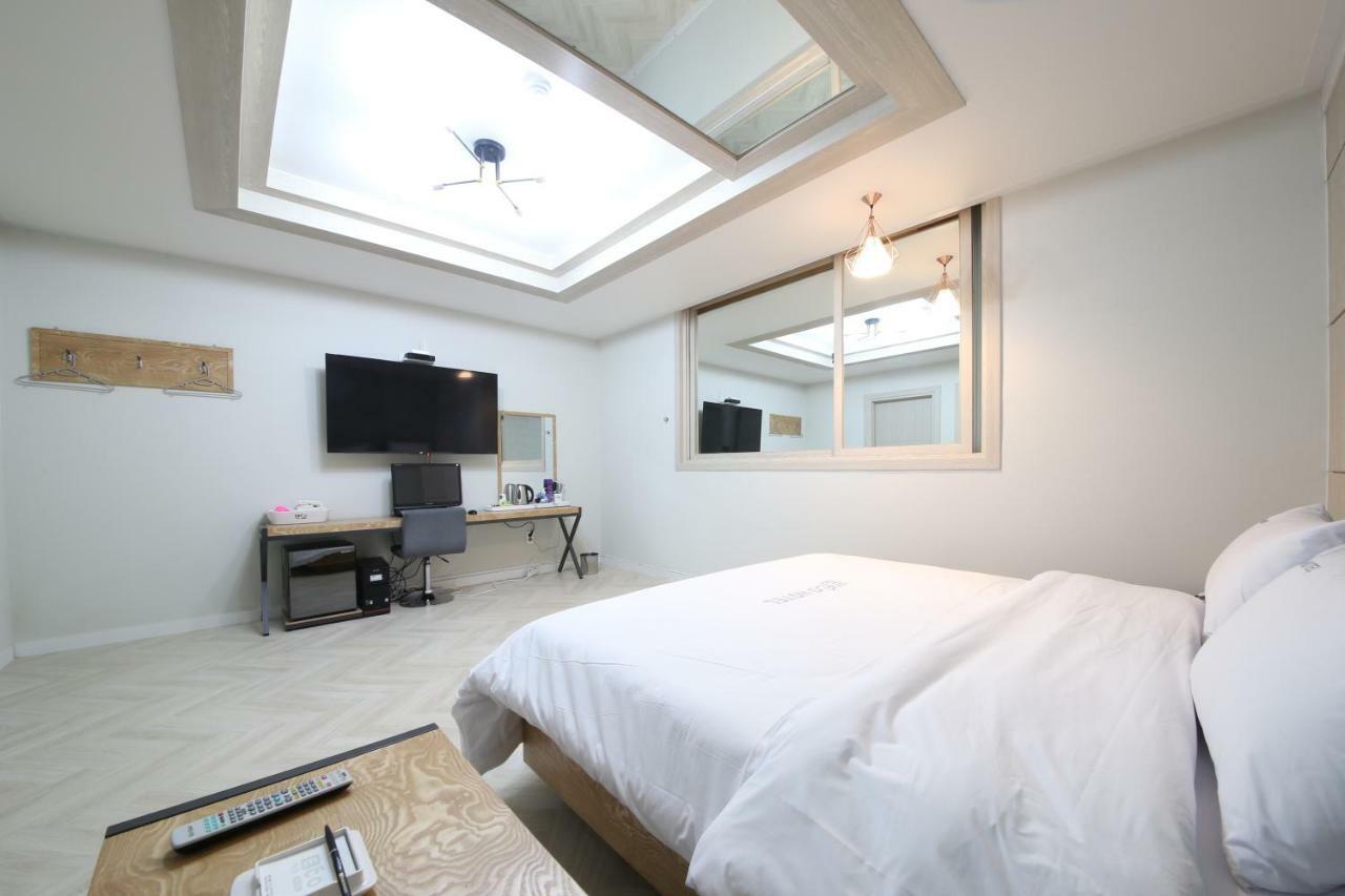 Eco Hotel Mokpo Esterno foto