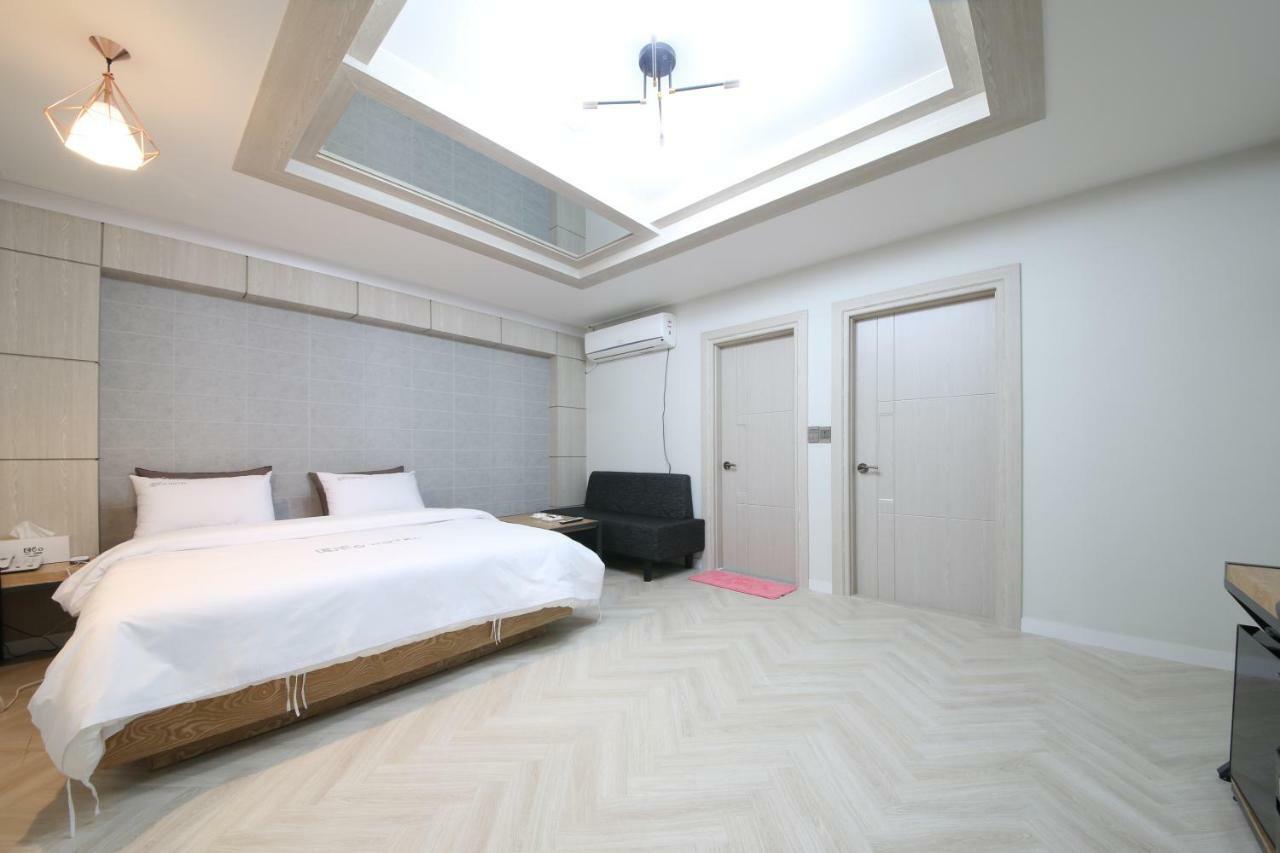 Eco Hotel Mokpo Esterno foto