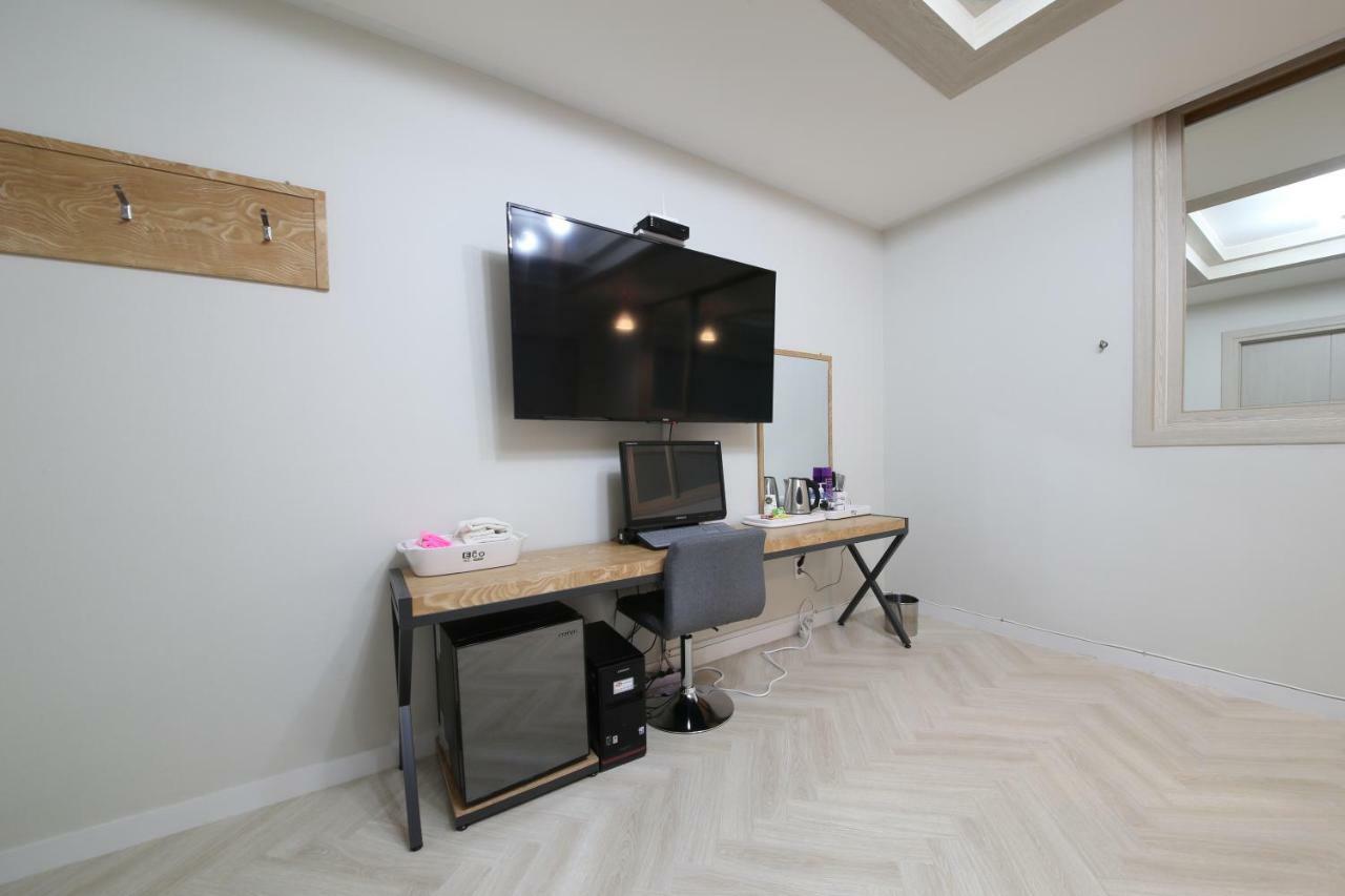 Eco Hotel Mokpo Esterno foto