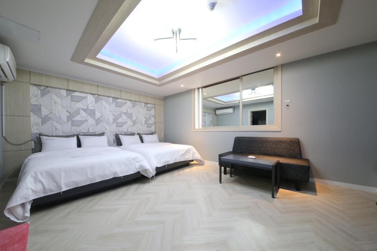 Eco Hotel Mokpo Esterno foto